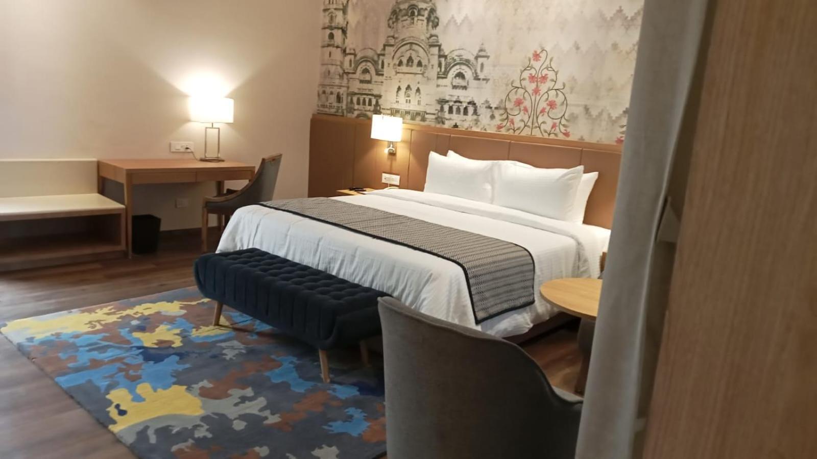 索姆纳斯萨罗瓦波尔蒂科酒店 Somnāth 外观 照片